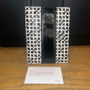 Coach Wallet Slim Organizer Canvas & Patent Leather Black & White